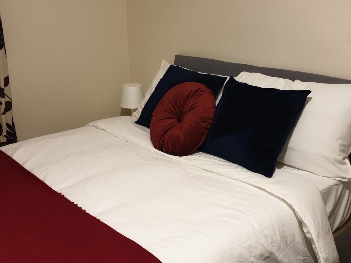 2 Bedroom Lovely Apartment In Woolwich Londen Buitenkant foto