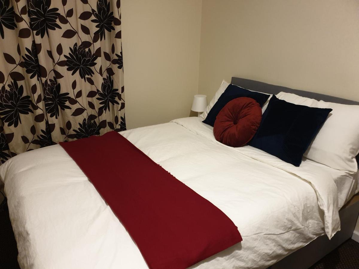 2 Bedroom Lovely Apartment In Woolwich Londen Buitenkant foto